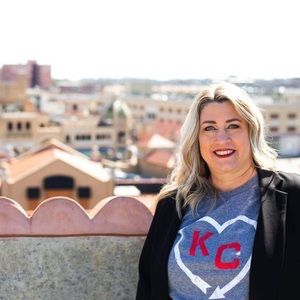 Meet your Posher, April